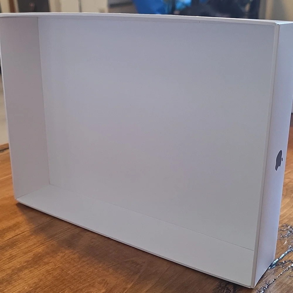 iPad Air EMPTY BOX (No IPad)